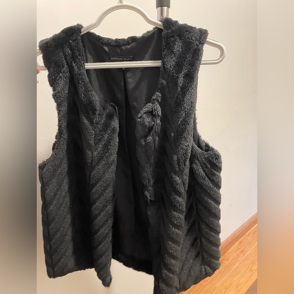 Women’s Black fur vest